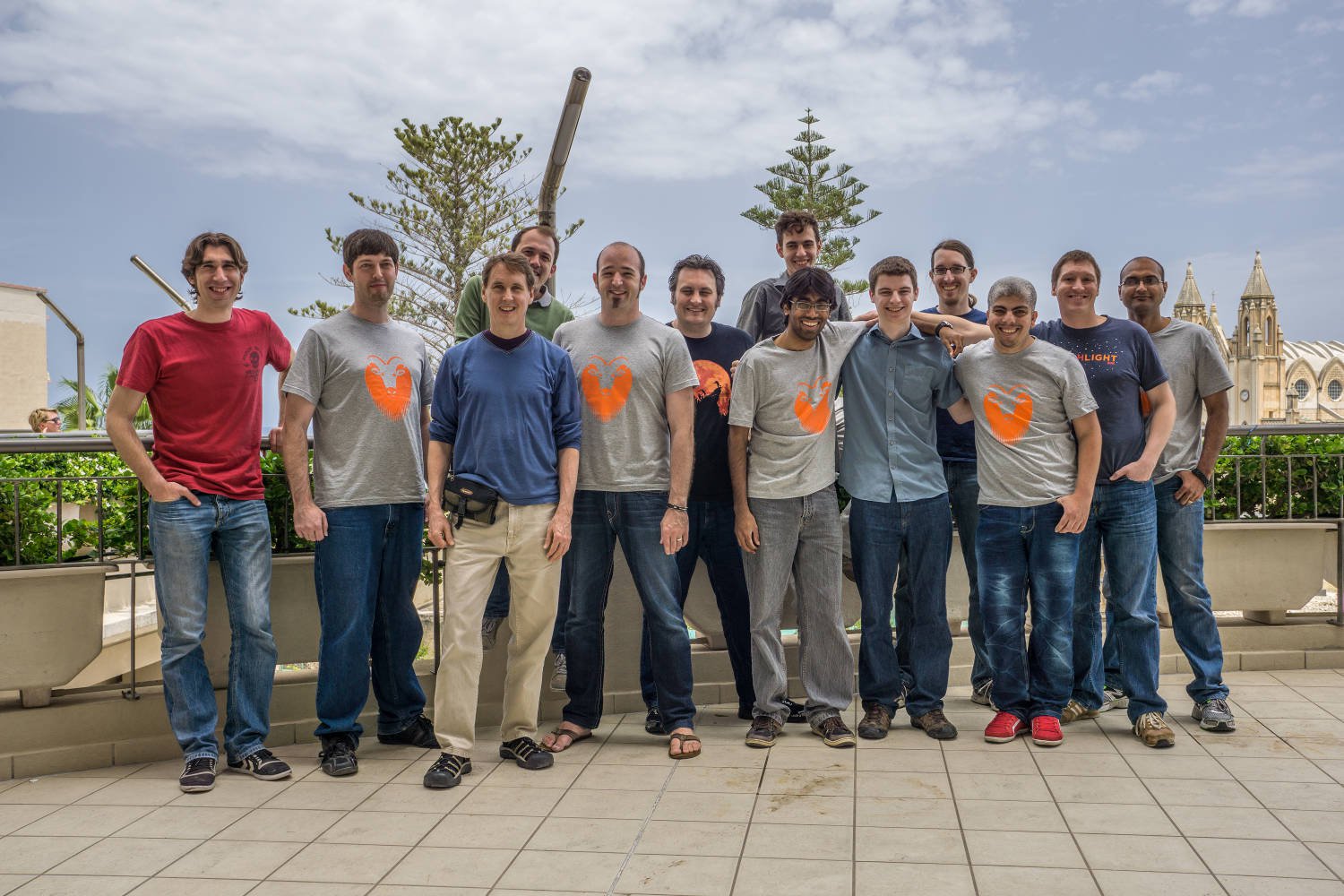 Ubuntu Community and Core App teams at Malta